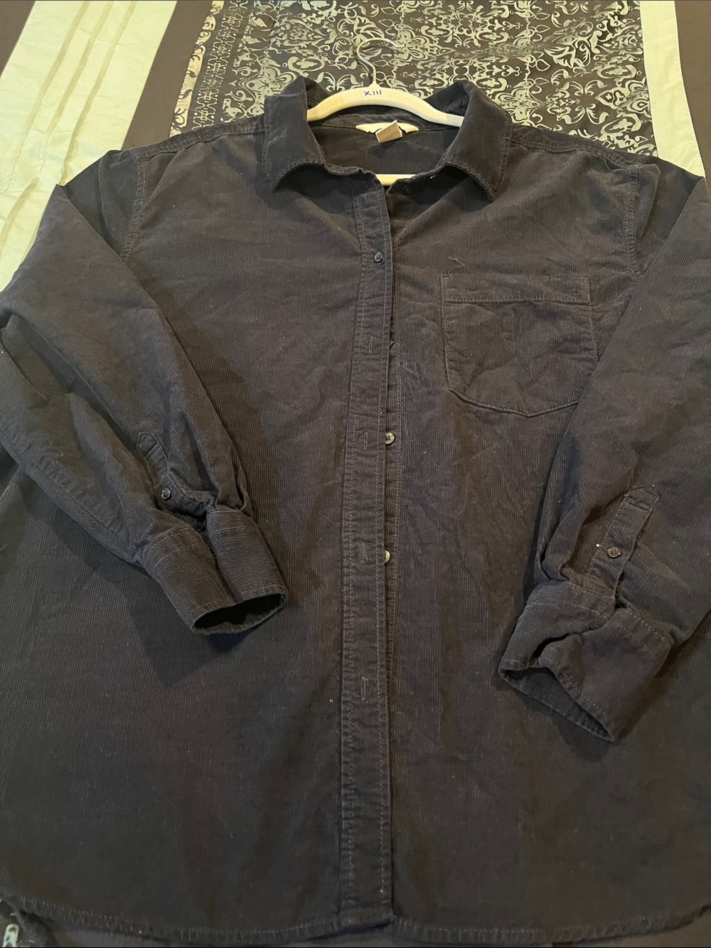 H&M Men's Casual Button-Down Shirt in Dark Navy - Picture 2 of 8